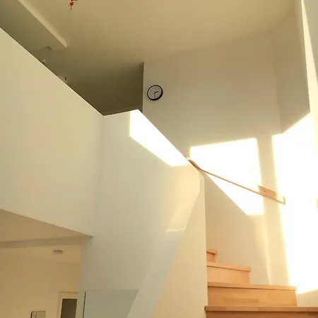 Sunlit Cozy Loft Ratisbona